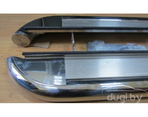 Пороги "Moonpart" для Vito W638.